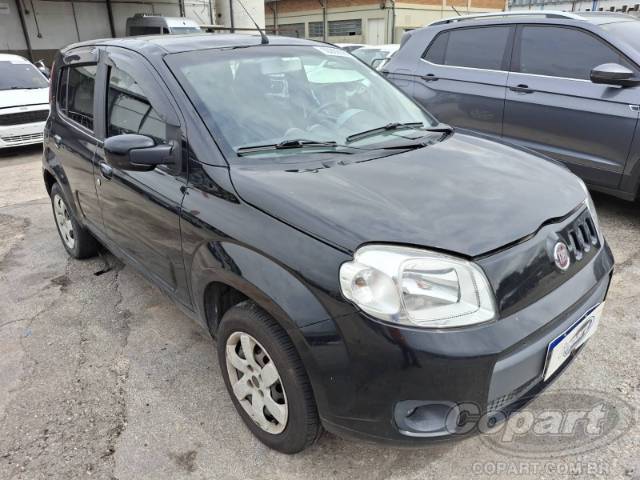 2013 FIAT UNO 