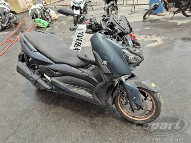 2024 YAMAHA XMAX 