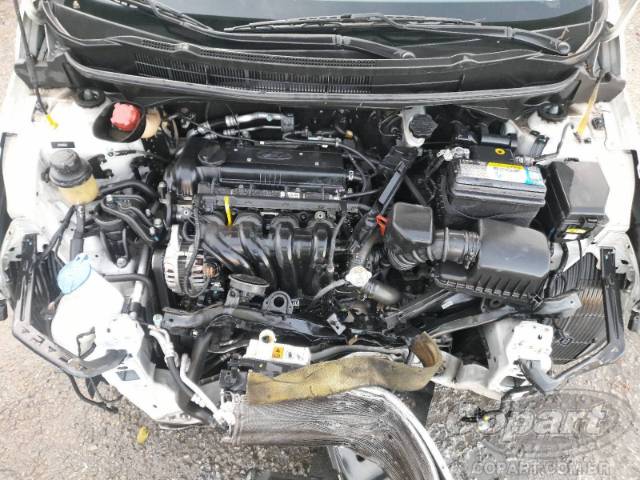 2015 HYUNDAI HB20 