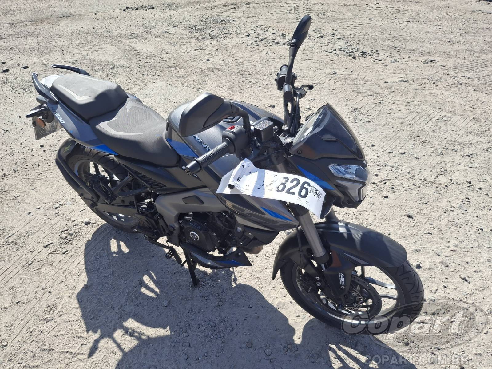 Bajaj Dominar 2026 em leilão