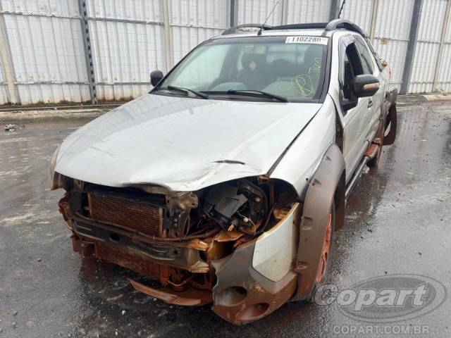 2015 FIAT STRADA CD 