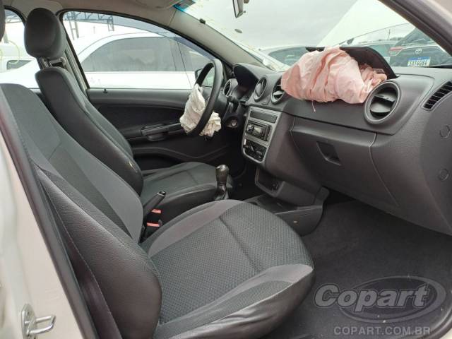 2015 VOLKSWAGEN GOL 