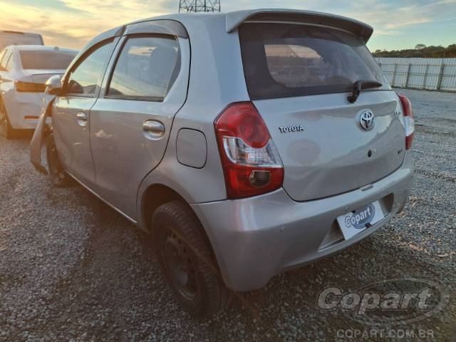 2017 TOYOTA ETIOS 