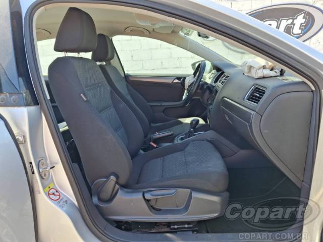 2016 VOLKSWAGEN JETTA 