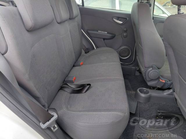 2017 FIAT PALIO 