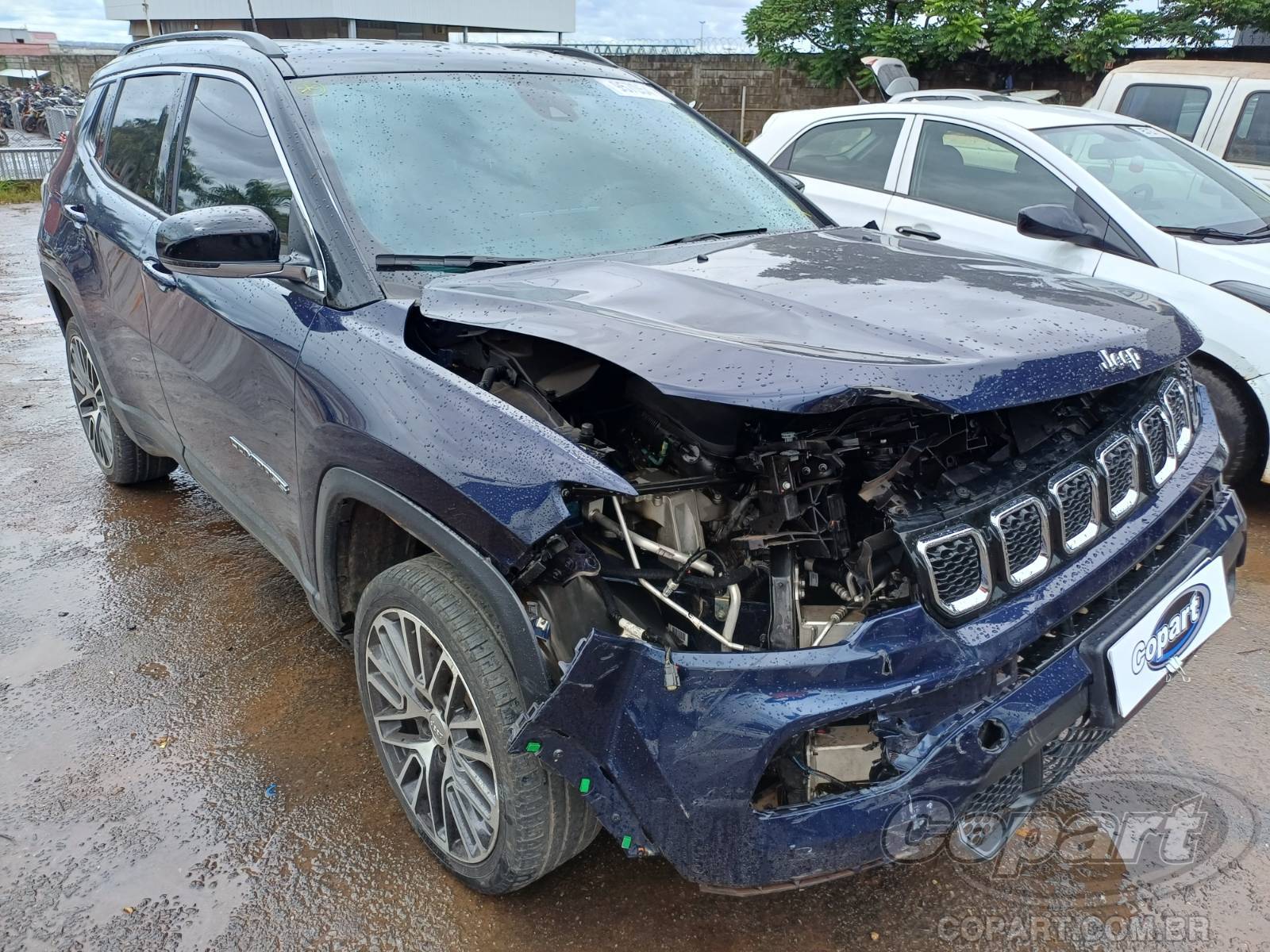 Veículo Jeep Compass Jeep Compass Limited T270 1.3 16V 2021 Colisão Média Monta 2022 em leilão