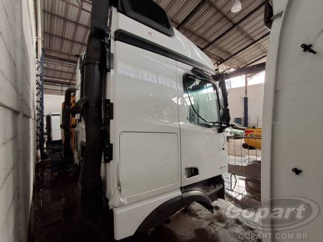 0 MERCEDES BENZ CABINE 