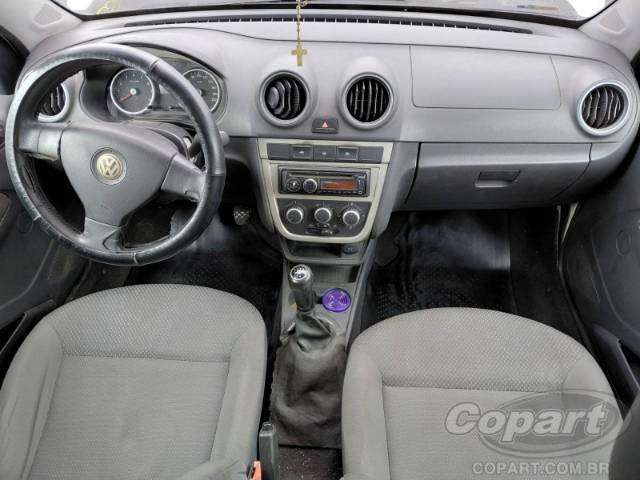 2013 VOLKSWAGEN VOYAGE 