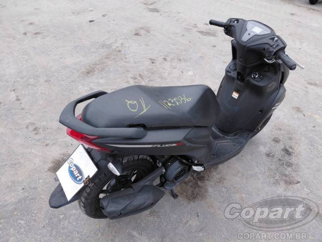 2025 YAMAHA FLUO 