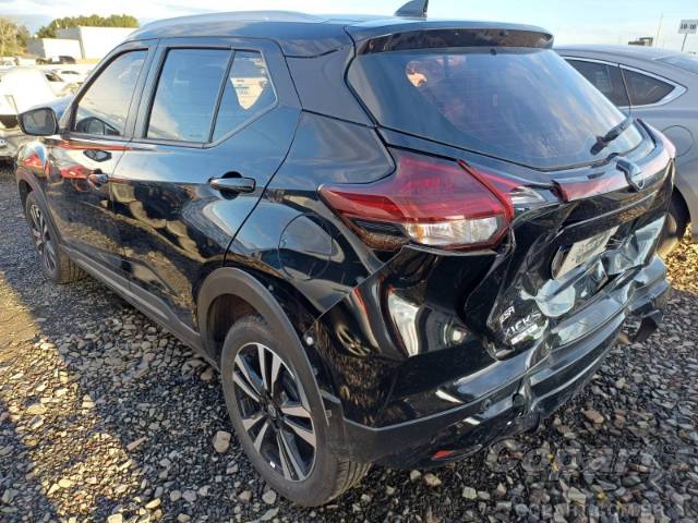 2025 NISSAN Kicks Play 