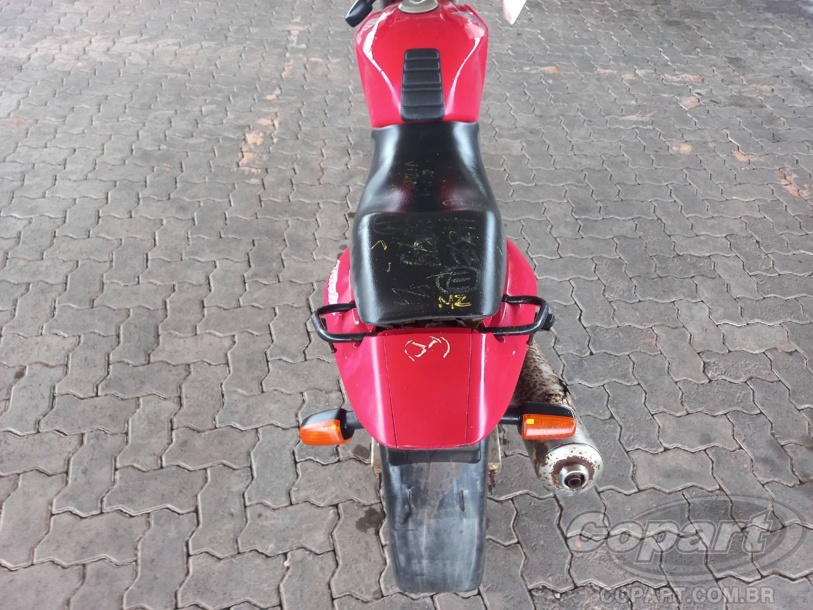 Foto 10 de 10: 2004 HONDA CBX 250