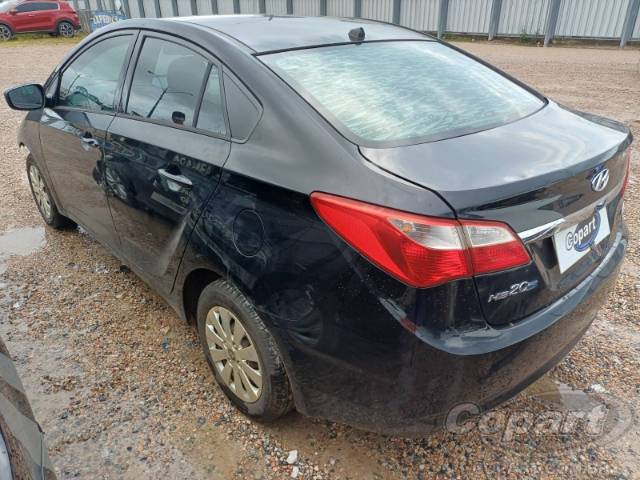 2015 HYUNDAI HB20S 