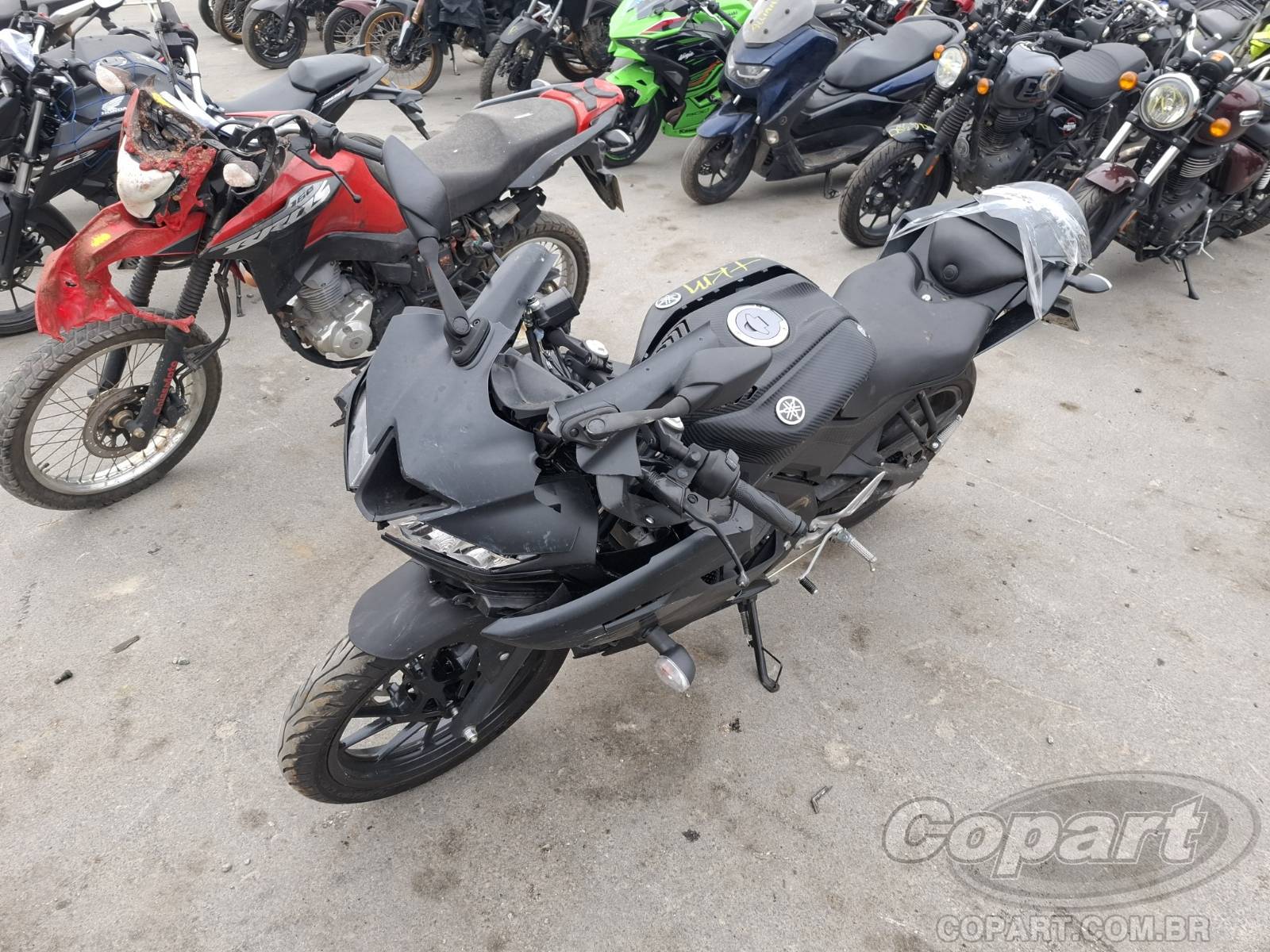 Foto 2: 2026 YAMAHA YZF R15