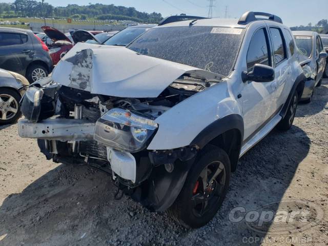 2014 RENAULT DUSTER 