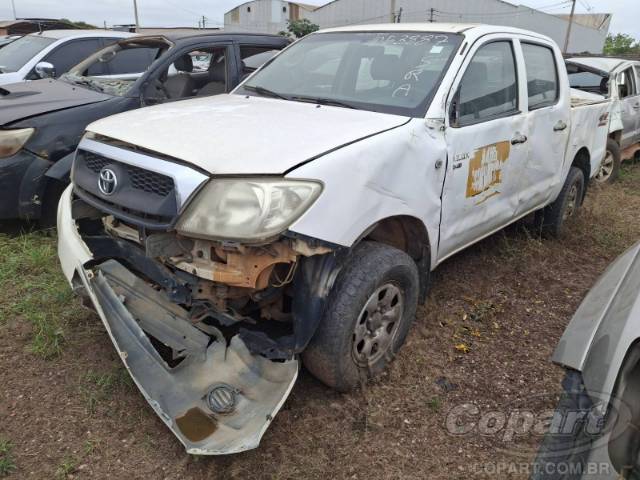 2010 TOYOTA HILUX CD 