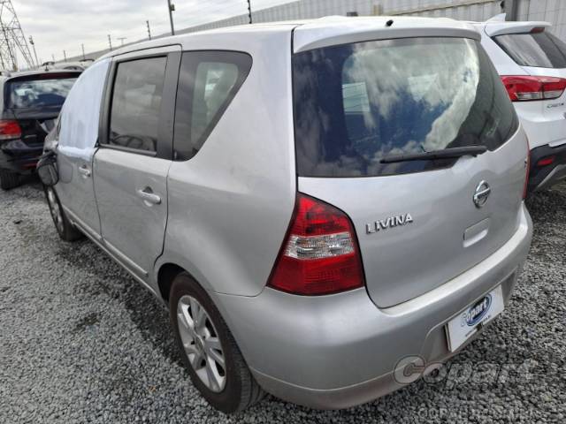 2013 NISSAN LIVINA 
