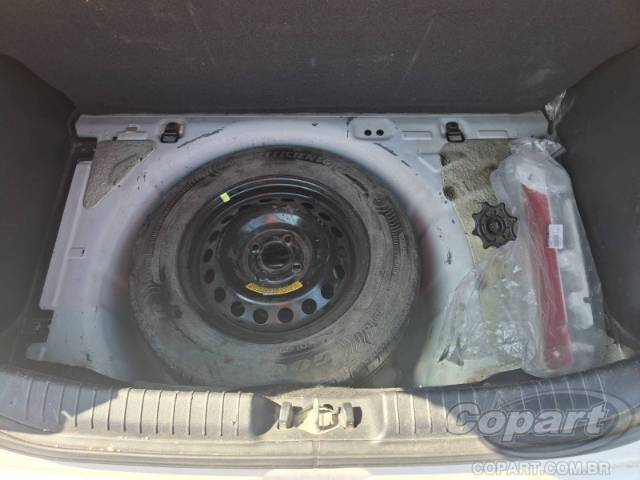 2015 HYUNDAI HB20 