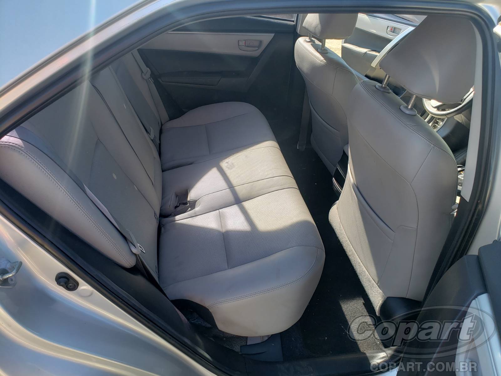 Foto 6 de 10: 2015 TOYOTA COROLLA