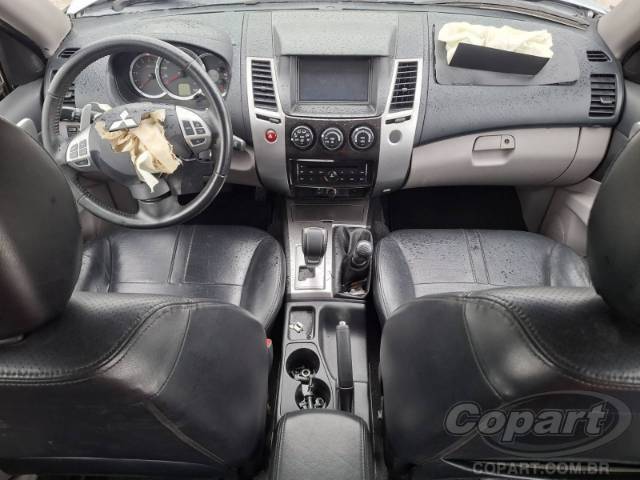 2017 MITSUBISHI PAJERO 