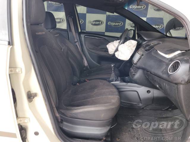 2014 FIAT PUNTO 