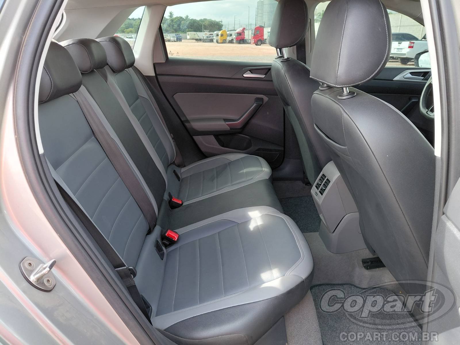 2019 VOLKSWAGEN POLO — foto 6 de 11