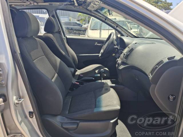 2012 HYUNDAI I30 