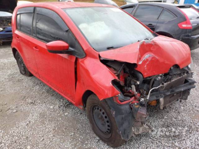 2015 VOLKSWAGEN UP 