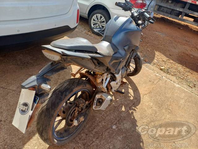 2025 HONDA CB 300F 
