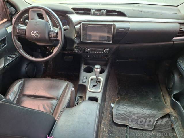 2017 TOYOTA HILUX CD 