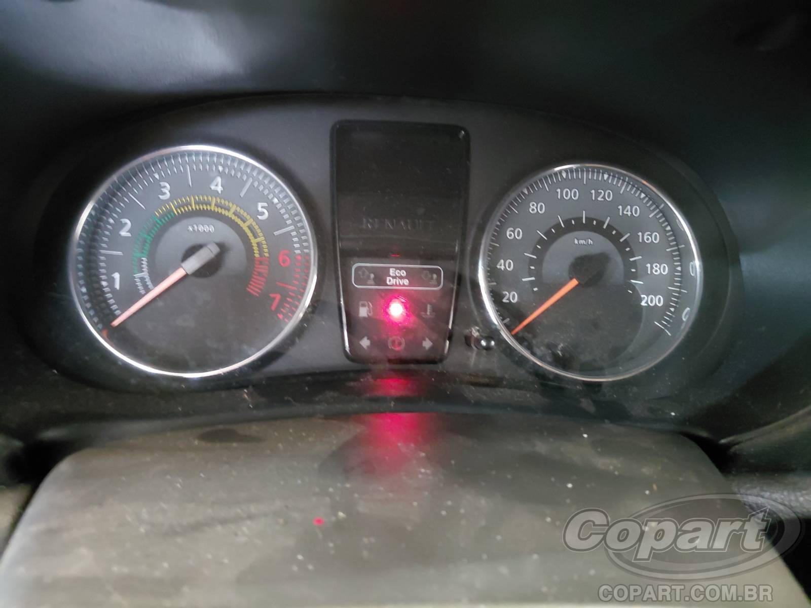 Foto 8 de 12: 2015 RENAULT CLIO