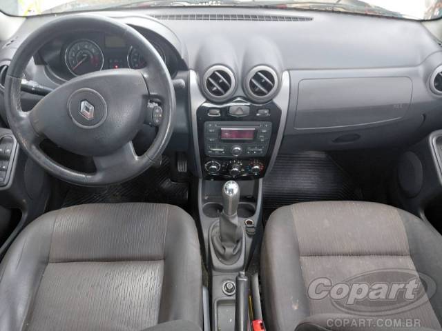 2013 RENAULT LOGAN 