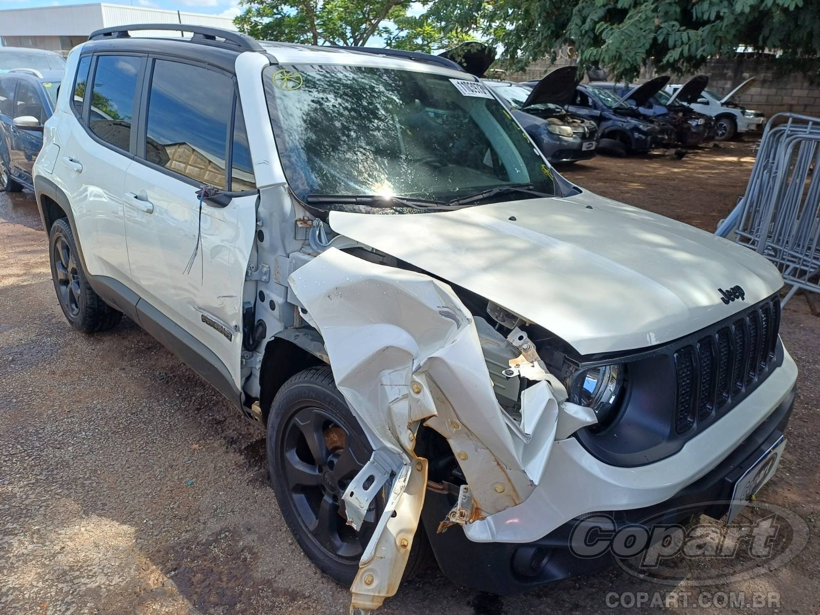 Veículo Fiat Renegade JEEP RENAGADO 1.8 16V FLEX SUV 2020 em leilão