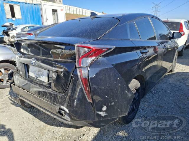 2017 TOYOTA PRIUS 