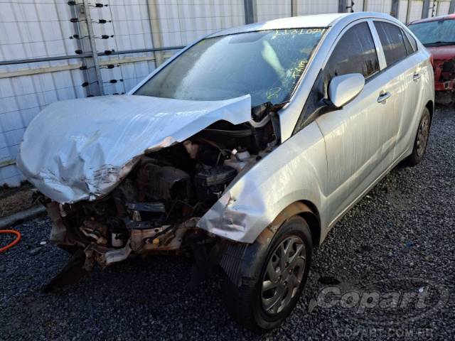 2014 HYUNDAI HB20S 