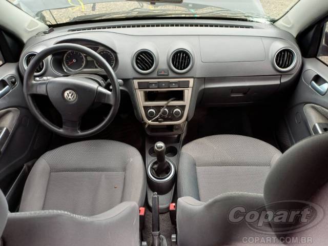 2011 VOLKSWAGEN VOYAGE 