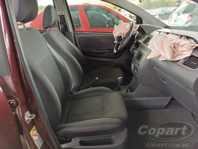 2015 VOLKSWAGEN FOX 