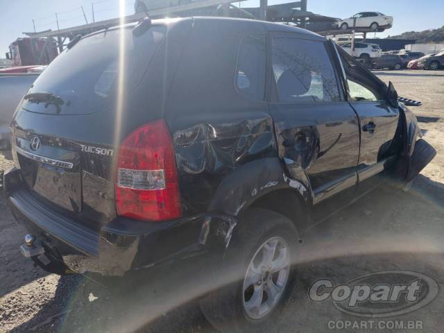 2010 HYUNDAI TUCSON 