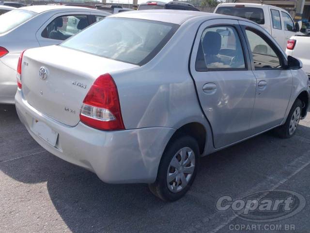 2016 TOYOTA ETIOS SEDA 