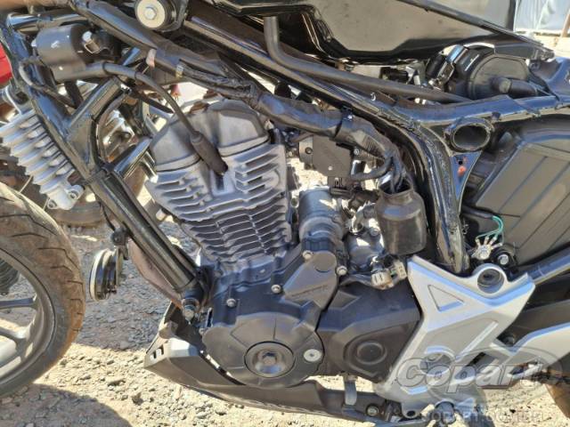 2026 HONDA CB 300F 