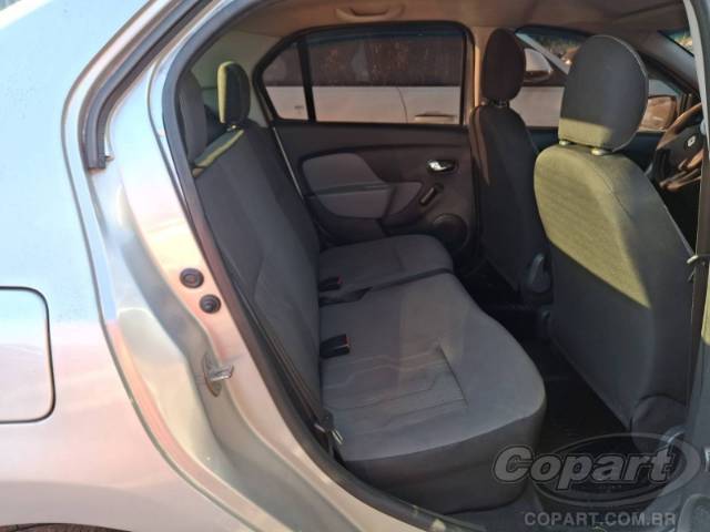 2015 RENAULT LOGAN 
