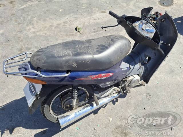2005 HONDA C 100 