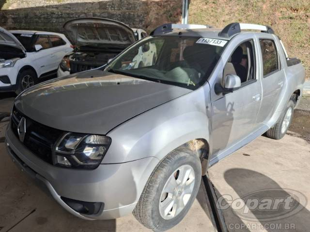 2017 RENAULT DUSTER OROCH 