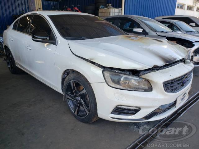 2014 VOLVO S60 