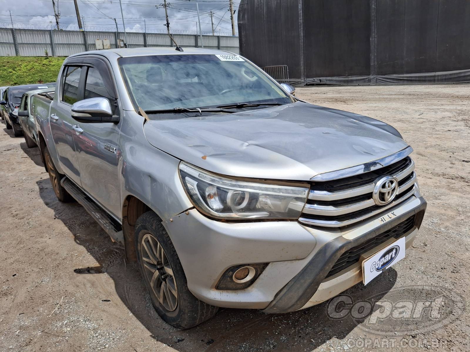 Veículo Toyota Hilux Toyota Hilux 2016 2.8 D-4D Turbo 2016 em leilão