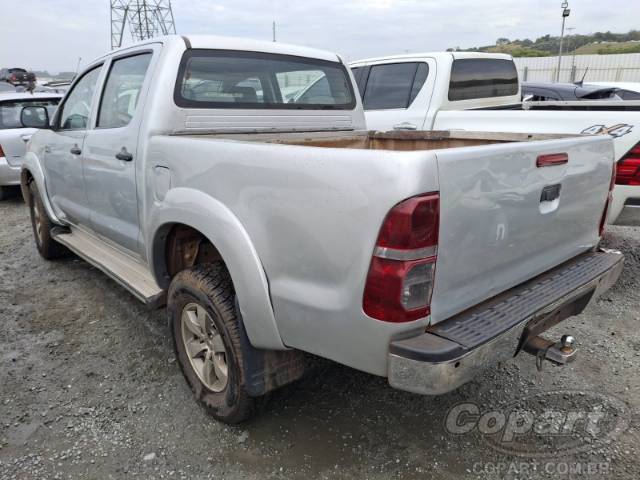 2010 TOYOTA HILUX CD 