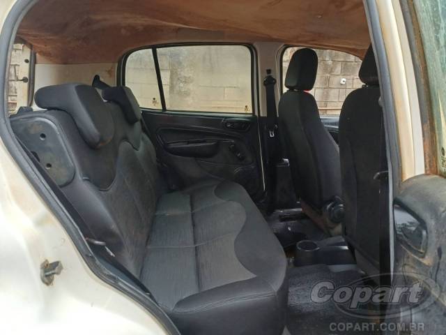 2017 FIAT UNO 