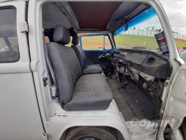 1988 VOLKSWAGEN KOMBI 