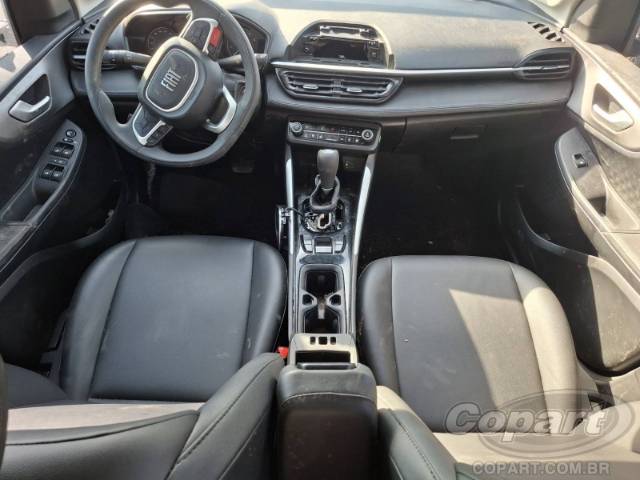 2025 FIAT FASTBACK 