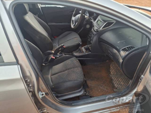 2017 HYUNDAI HB20 