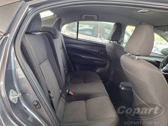 2023 TOYOTA YARIS SEDA 